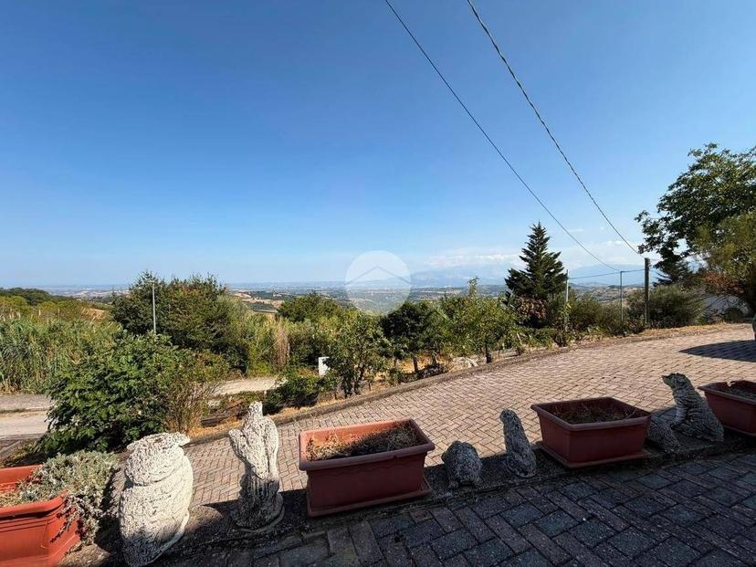 Villa unifamiliare Contrada Pietra Rossa 36, Pietra Rossa, Villa Celiera — foto 21 di 38