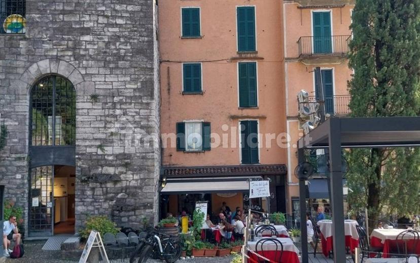 Trilocale piazza  della Chiesa, 10, Centro, Bellagio — foto 11 di 16