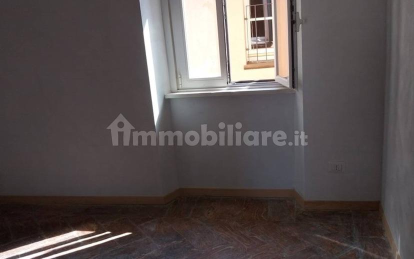 Trilocale piazza  della Chiesa, 10, Centro, Bellagio — foto 3 di 16