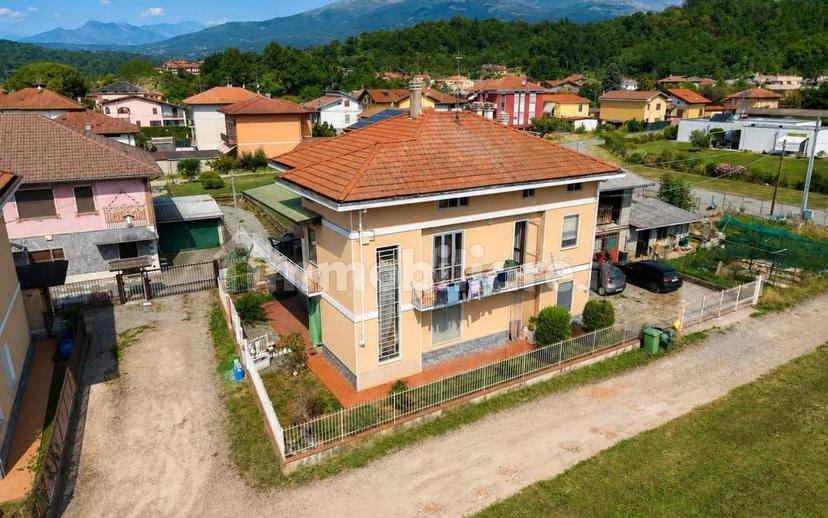 Villa bifamiliare via Maghetto 35, Ceresane Curanuova, Mongrando — foto 2 di 25