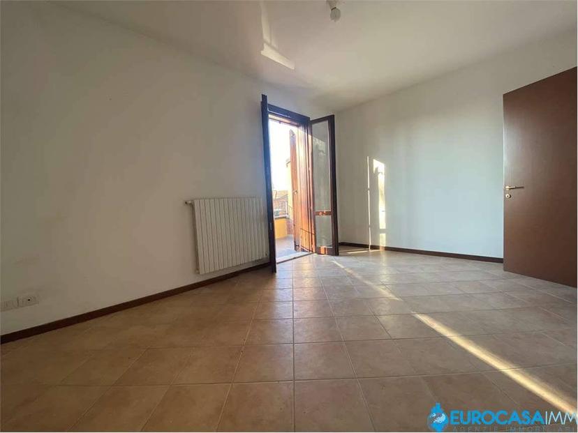 Quadrilocale via sant'antonio, Sant'antonio In Mercadello, Novi di Modena — foto 4 di 14