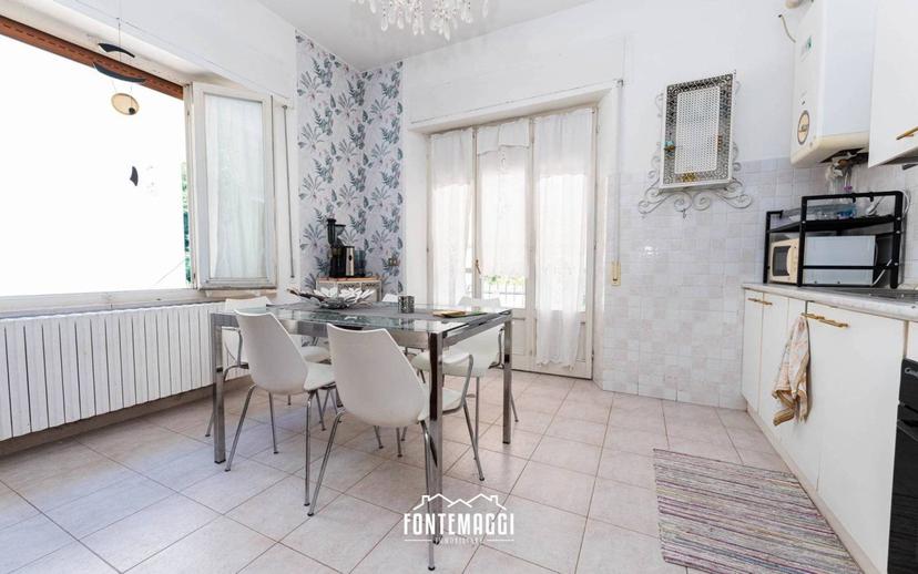 Terratetto unifamiliare 255 m², buono stato, Apecchio — foto 47 di 50