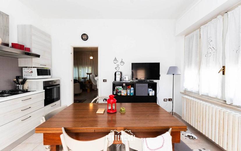Terratetto unifamiliare 255 m², buono stato, Apecchio — foto 21 di 50