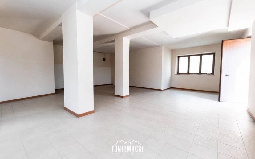 Terratetto unifamiliare 255 m², buono stato, Apecchio — foto 4 di 50