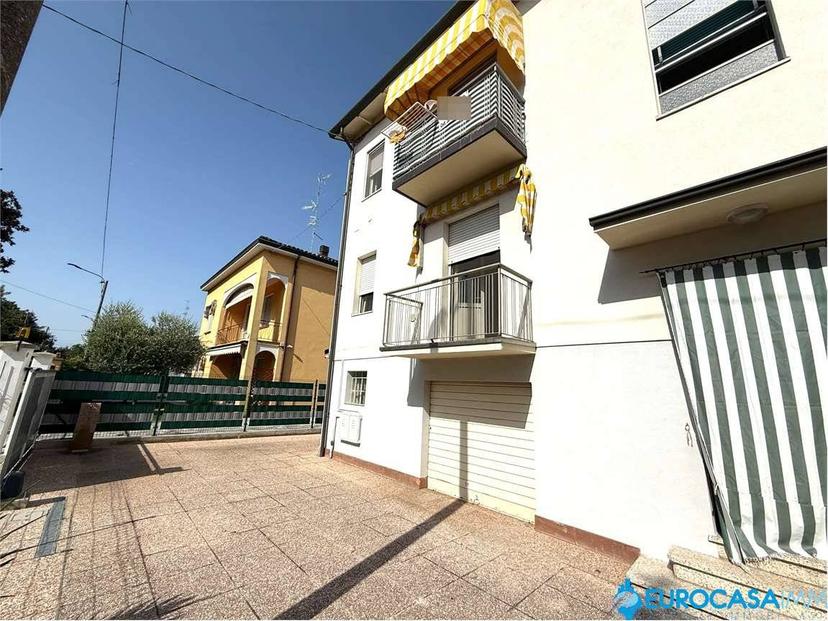 Trilocale via Bonasio , 6, Centro, Fabbrico — foto 24 di 30