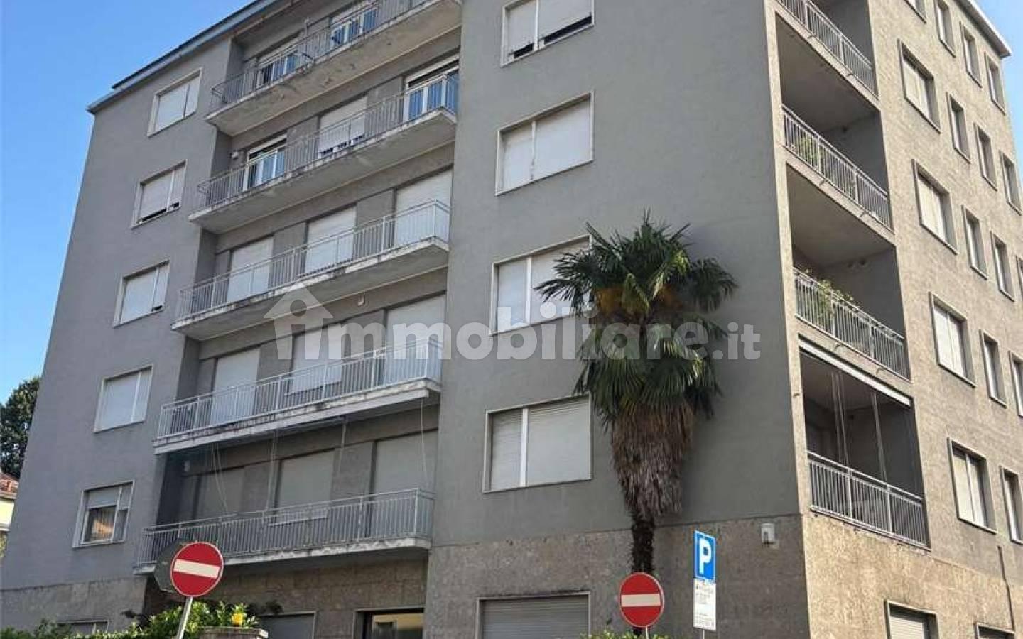 Trilocale via Parini, 4, San Biagio, Monza