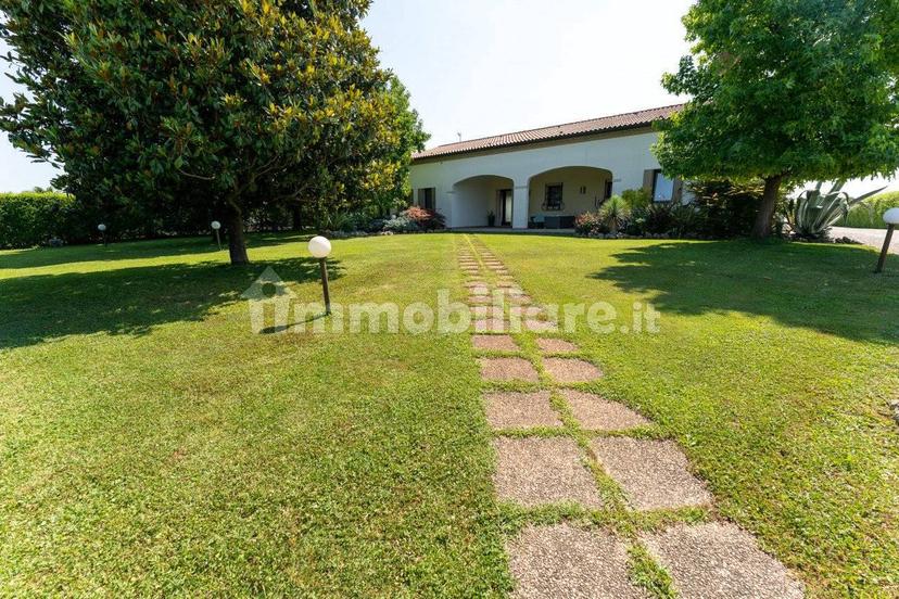 Villa unifamiliare via Tiziano 2c, Campolongo Maggiore — foto 5 di 28