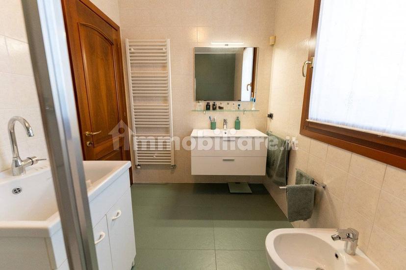 Villa unifamiliare via Tiziano 2c, Campolongo Maggiore — foto 13 di 28
