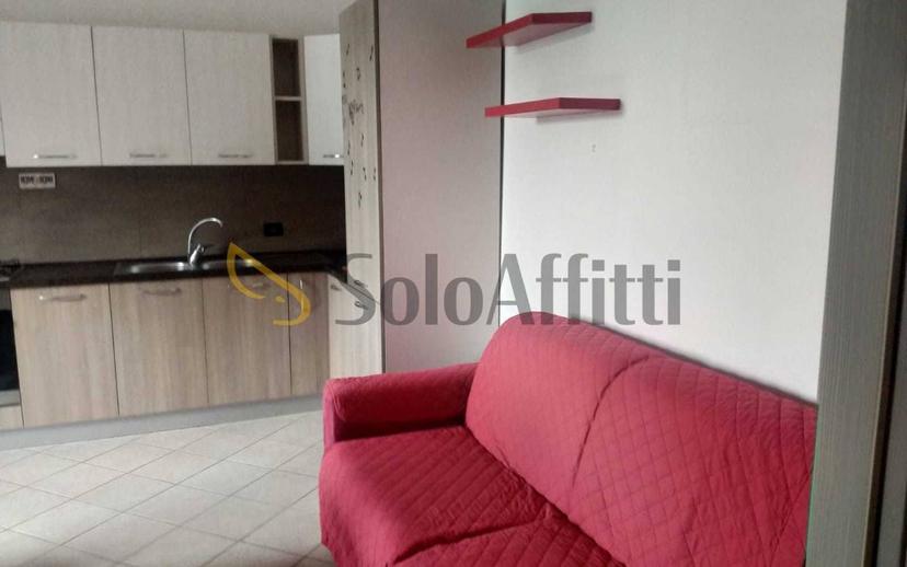 Bilocale buono stato, piano terra, Albizzate