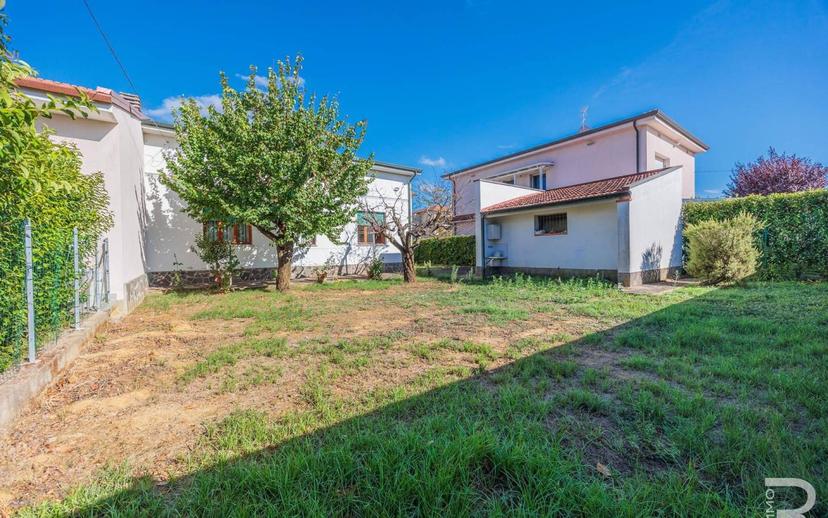 Villa bifamiliare via Valdera Pontedera, Centro, Ponsacco — foto 4 di 21