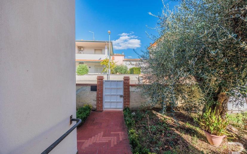 Villa bifamiliare via Valdera Pontedera, Centro, Ponsacco — foto 15 di 21