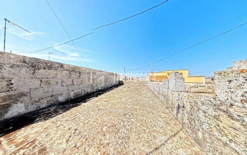 Terratetto unifamiliare via Caporale Ernesto Gaetani 22, Melpignano — foto 2 di 27