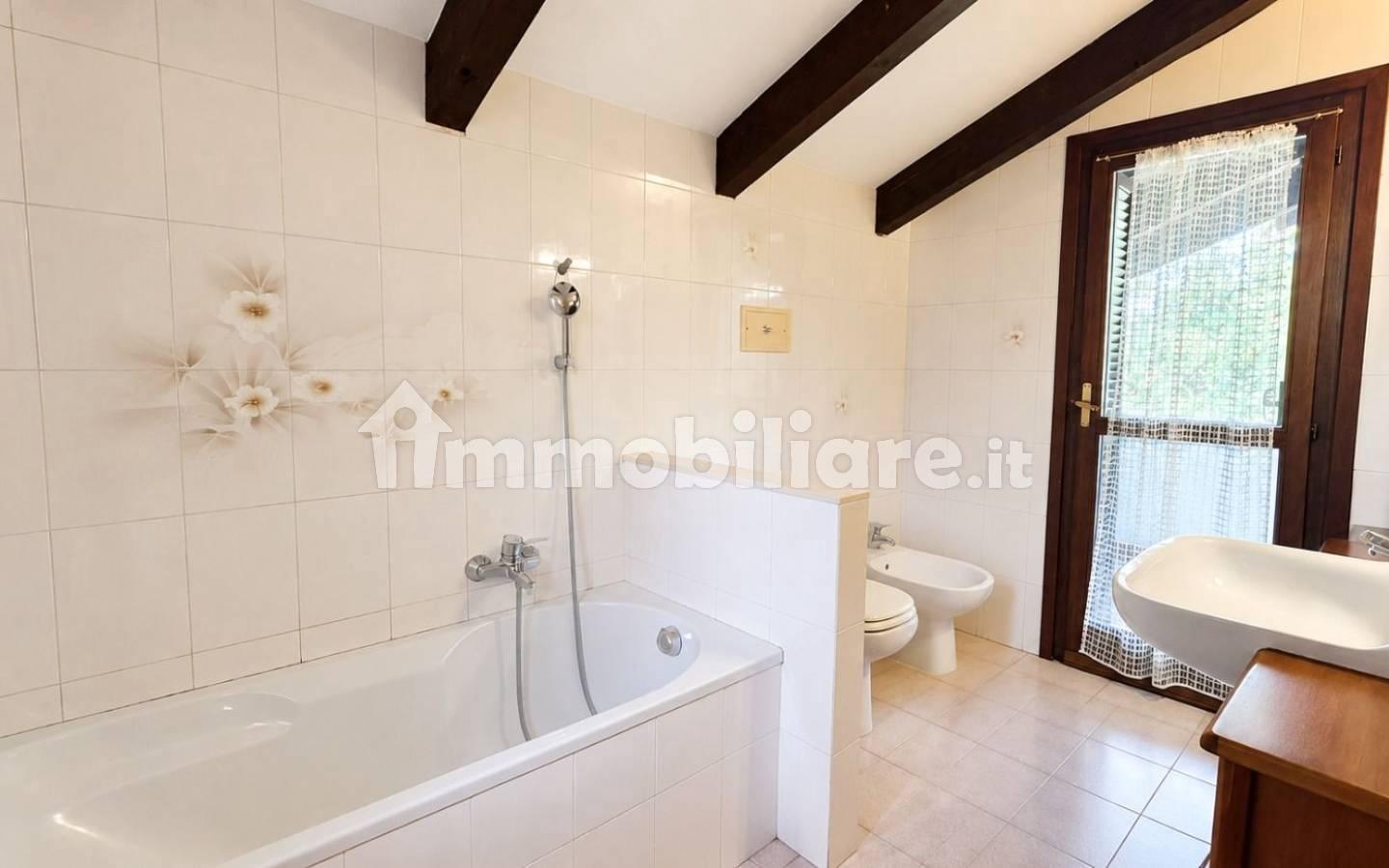 Villa unifamiliare località briccolini asti, Castiglione, Asti