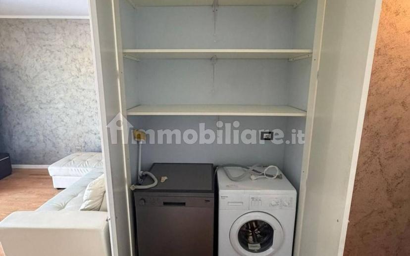 Trilocale via Sirmioncino 2, Centro, Sirmione