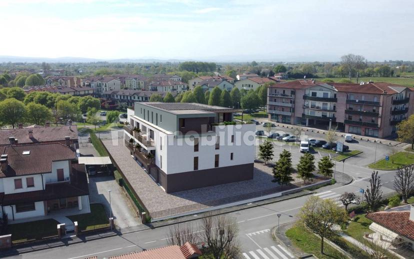 Quadrilocale viale Margherita, Centro, Camisano Vicentino — foto 10 di 18