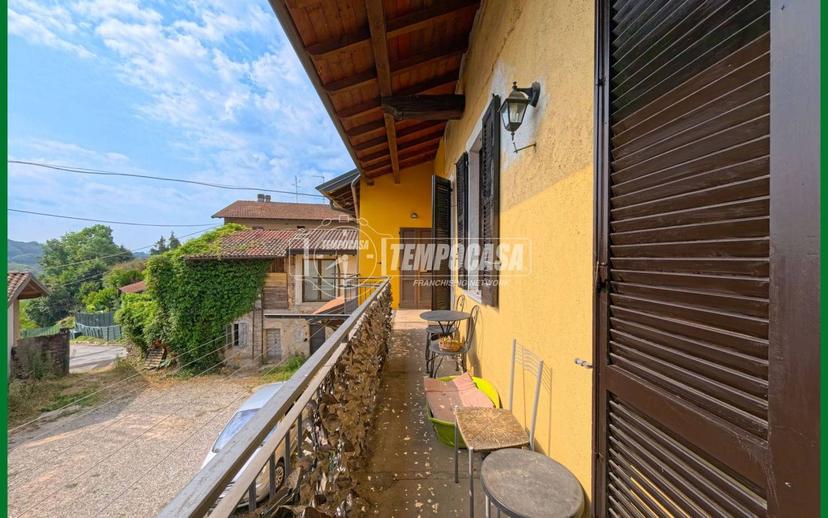 Terratetto plurifamiliare via Cesare Battisti, Lozza — foto 12 di 15