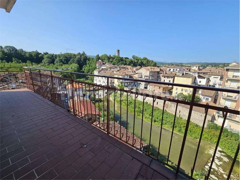 Trilocale quinto piano, Centro, Ceva — foto 2 di 17