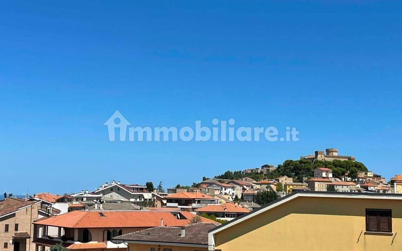 Appartamento buono stato, terzo piano, Acquaviva Picena — foto 22 di 35