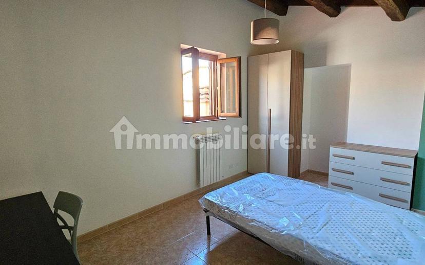Stanza singola via del Mattonato 45, Rieti