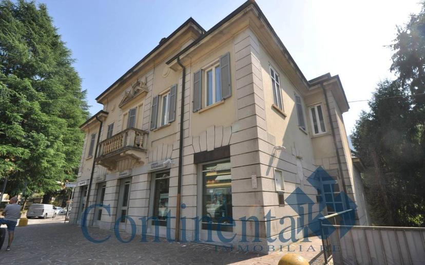 Bilocale via Bortolo Belotti 9, Piazza Brembana — foto 10 di 14