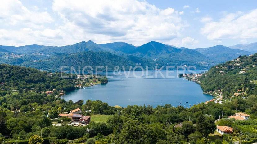 Bilocale via Vecchia Miasino 10, Orta San Giulio — foto 2 di 13