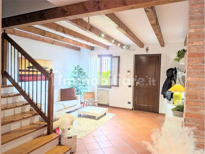 Villa a schiera via Capitello di Sotto, 15, Centro, Marano Vicentino — foto 3 di 54