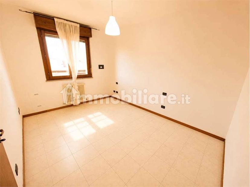 Trilocale buono stato, secondo piano, Orologio, Reggio Emilia — foto 6 di 16