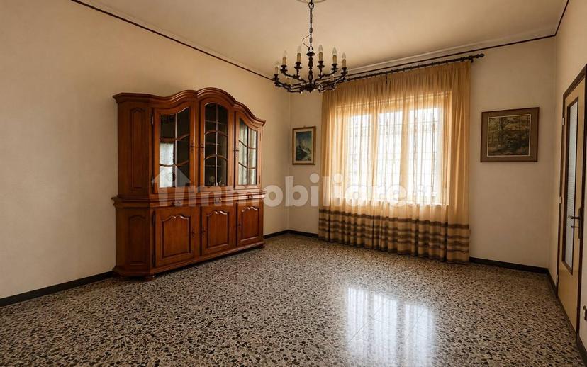 Villa unifamiliare piazza San Guido 49, Centro, Acqui Terme — foto 2 di 32