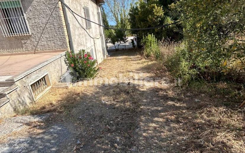 Terratetto unifamiliare via Umbria 65, Sambuceto, San Giovanni Teatino — foto 11 di 120