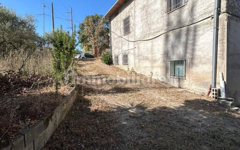 Terratetto unifamiliare via Umbria 65, Sambuceto, San Giovanni Teatino — foto 95 di 120