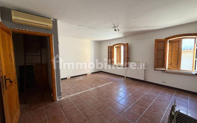 Terratetto unifamiliare via Larosa 27, Bitetto — foto 4 di 9