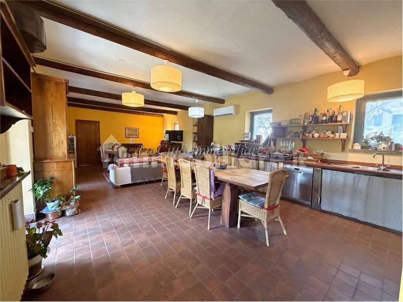 Villa unifamiliare, ottimo stato, 481 m², Agrate, Agrate Conturbia — foto 32 di 37