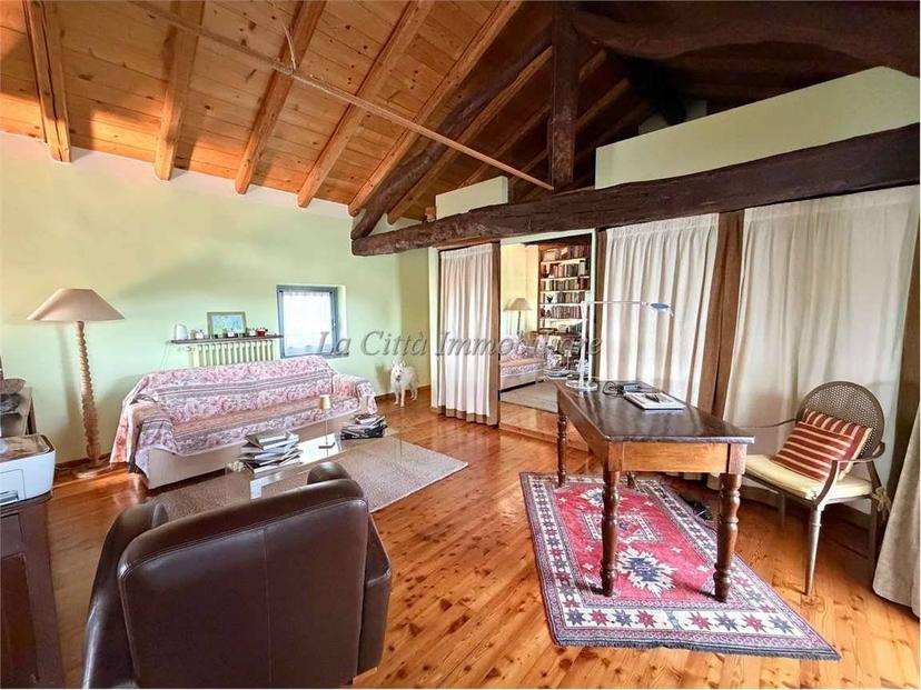 Villa unifamiliare, ottimo stato, 481 m², Agrate, Agrate Conturbia — foto 16 di 37