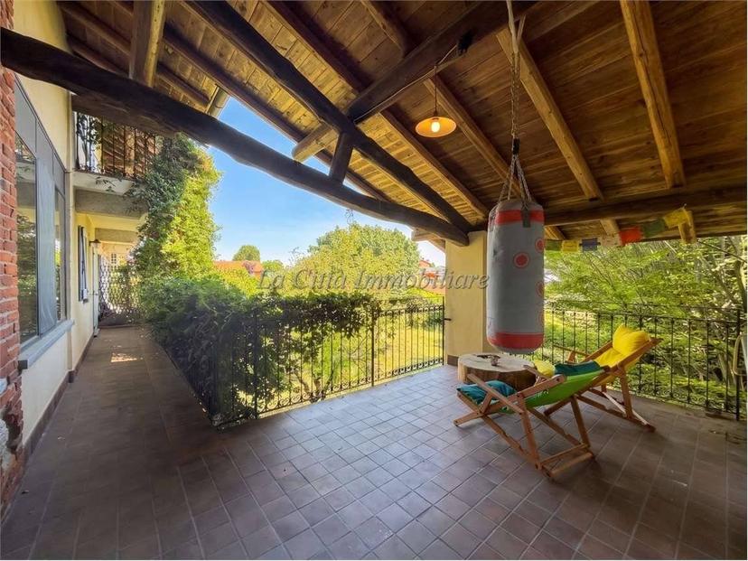 Villa unifamiliare, ottimo stato, 481 m², Agrate, Agrate Conturbia — foto 8 di 37