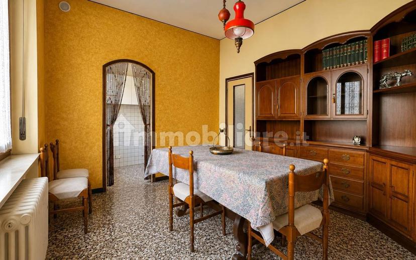 Villa unifamiliare via Vittorio Veneto, Ponti