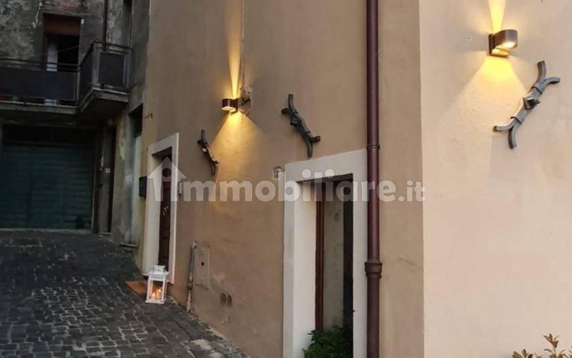 Terratetto unifamiliare via della Chiesa 5, Quadrelli, Montecastrilli