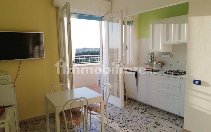 Bilocale viale Giacomo Leopardi 19, Lido degli Estensi, Comacchio — foto 2 di 20