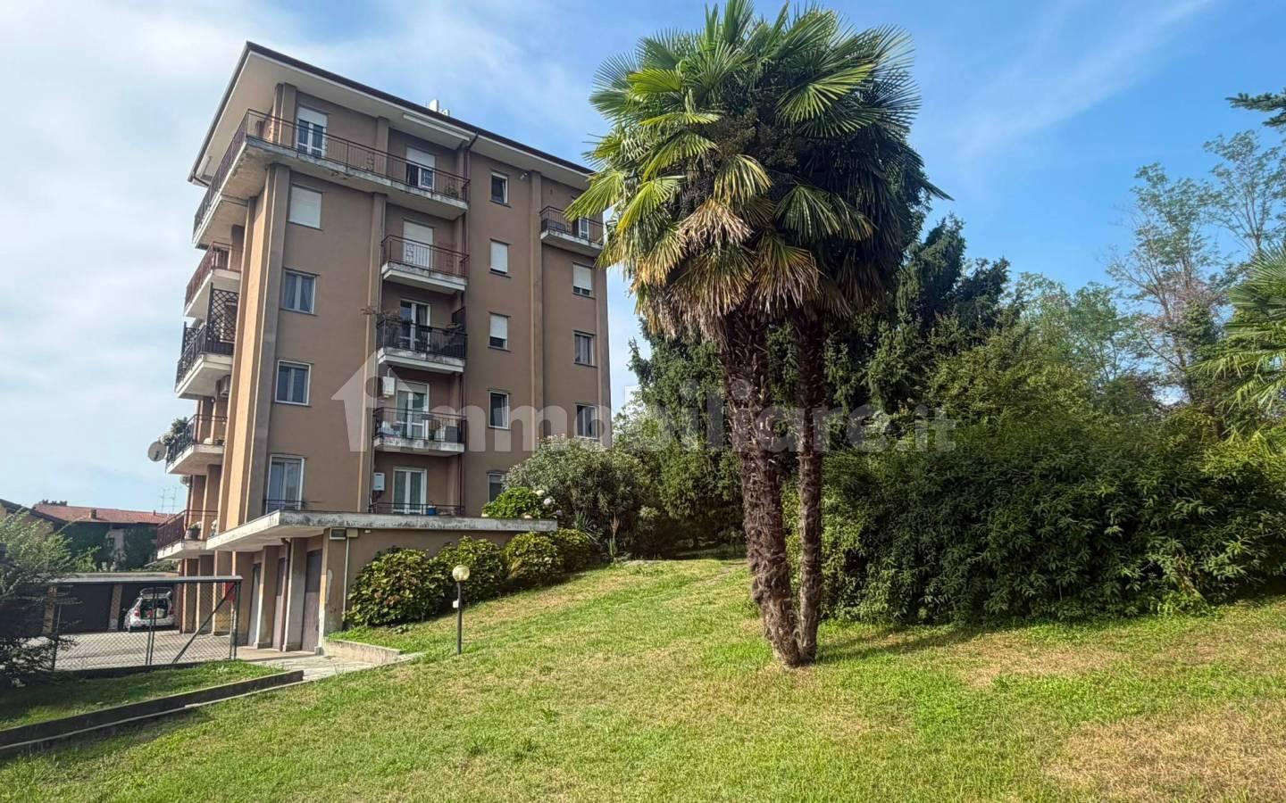 Trilocale via Sant'Eufemia 7, Centro, Paruzzaro