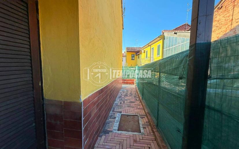 Terratetto unifamiliare via Roma 18/b, Centro, Dorno — foto 2 di 24