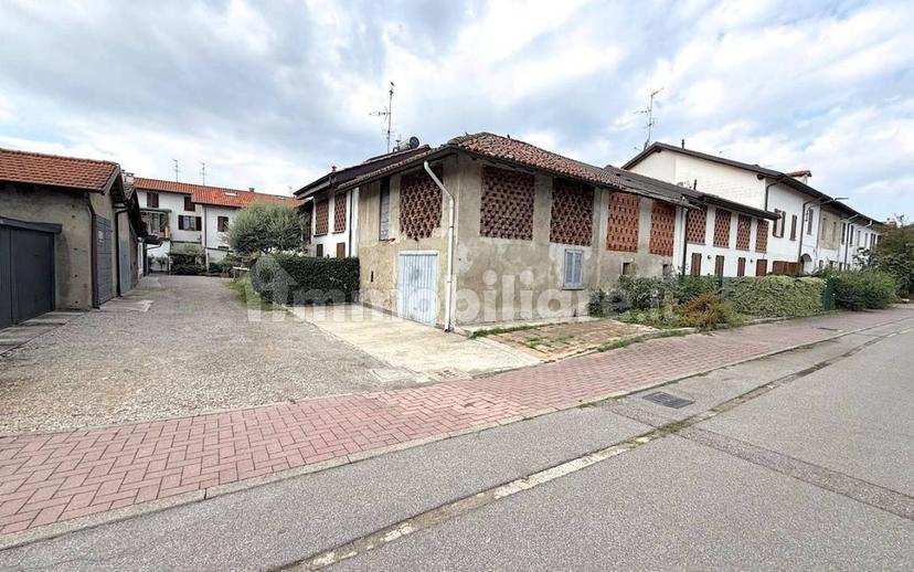 Rustico via Ciro Menotti, Villasanta — foto 6 di 9