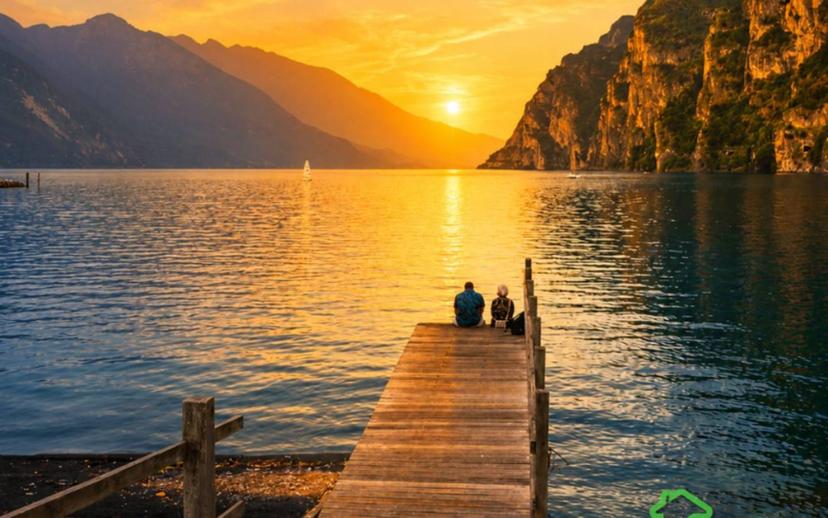 Trilocale via Giuseppe Garibaldi 20, Centro, Padenghe sul Garda — foto 8 di 28