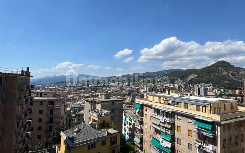 Quadrilocale via Lodovico Calda, Sestri Ponente, Genova