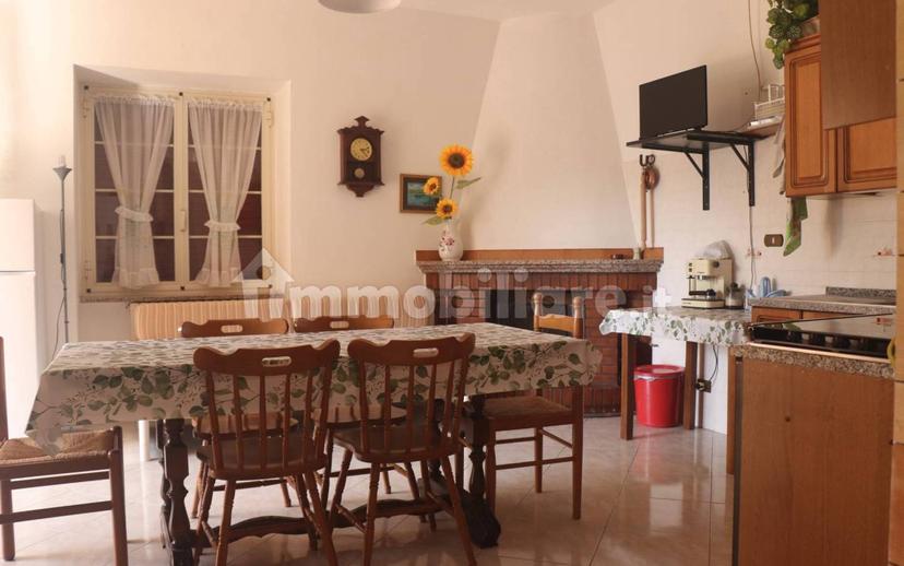 Rustico, buono stato, 250 m², Frasso Telesino — foto 4 di 26