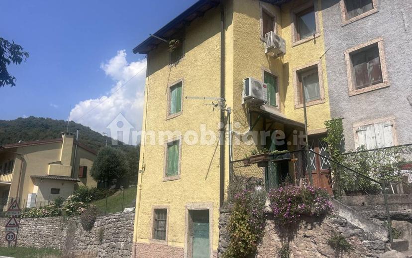 Villa a schiera via Ponte, Lughezzano, Bosco Chiesanuova — foto 10 di 13