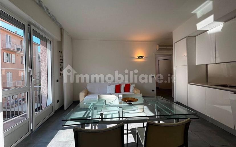 Trilocale via Leonardo da Vinci 284, Via Roma, Borgo Barusso, Alassio