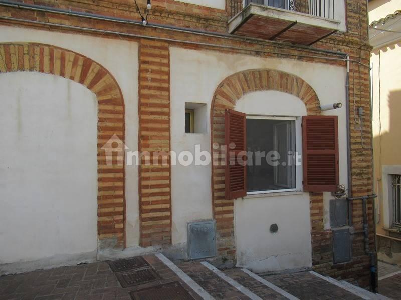 Quadrilocale piazza Giuseppe d'Albenzio 15, Centro, Spoltore — foto 12 di 32