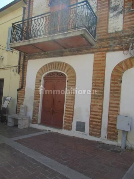 Quadrilocale piazza Giuseppe d'Albenzio 15, Centro, Spoltore — foto 23 di 32