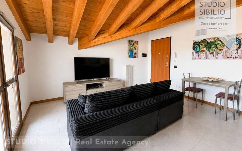 Mansarda ottimo stato, 72 m², Bagnolo San Vito — foto 13 di 16