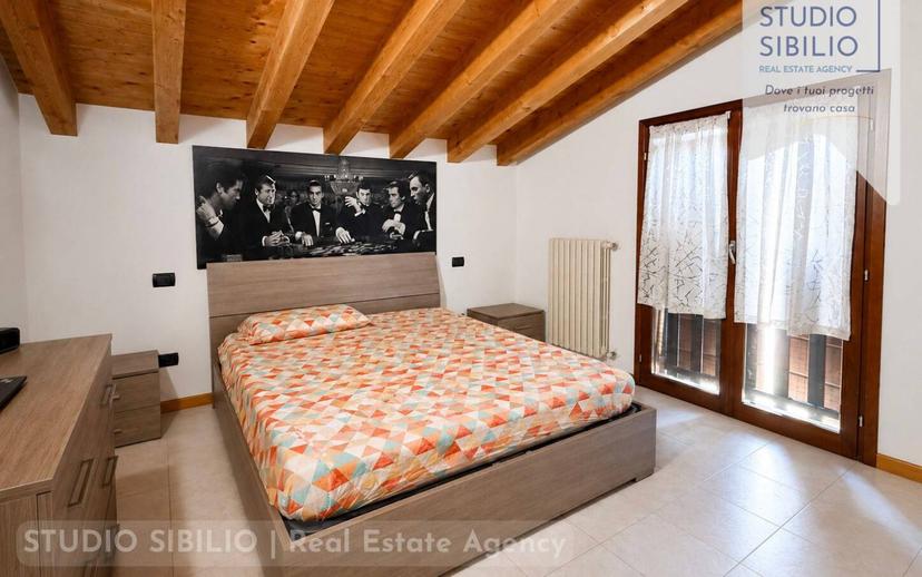 Mansarda ottimo stato, 72 m², Bagnolo San Vito — foto 4 di 16