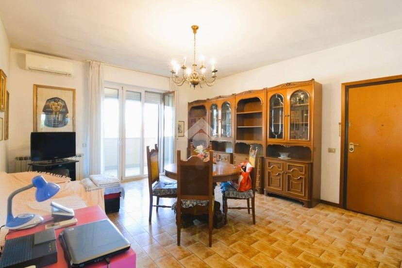 Trilocale via Piemonte 11, Centro, Bernareggio — foto 21 di 29